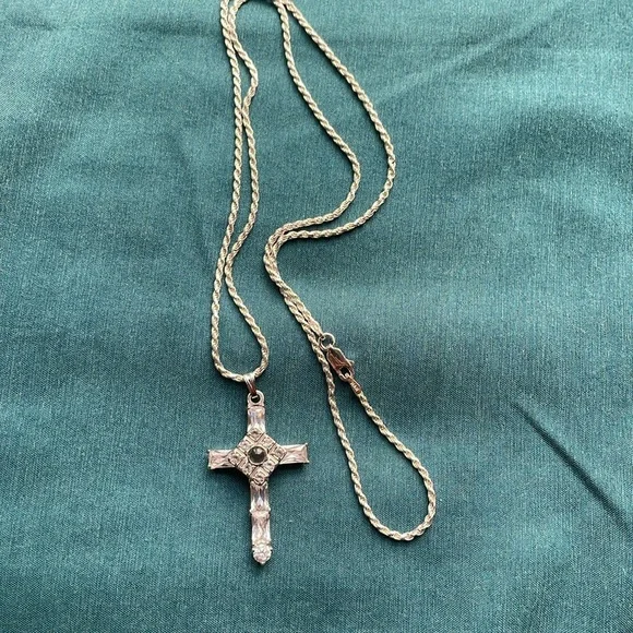 Italian 925 sterling silver cross necklace w/ stones & see-through center
